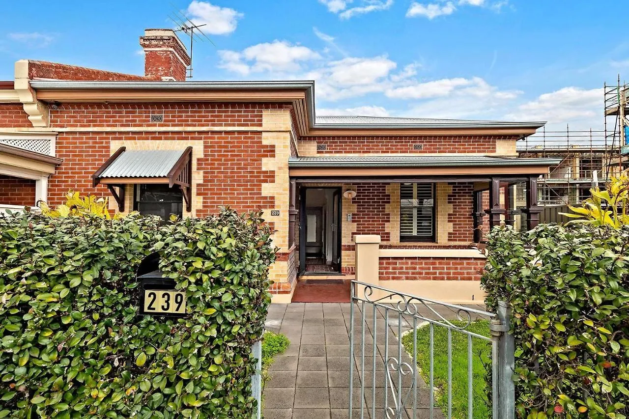 Azami - Charming Gilbert Cottage Adelaide