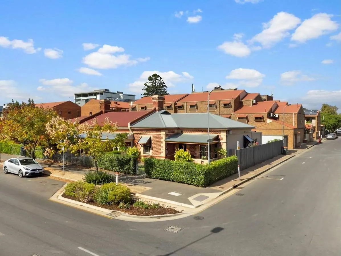 Ferienhaus Azami - Charming Gilbert Cottage Adelaide